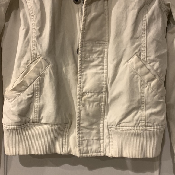Aritzia / TNA Vintage White Maverick Bomber Jacket/Coat Size M - Picture 5 of 12